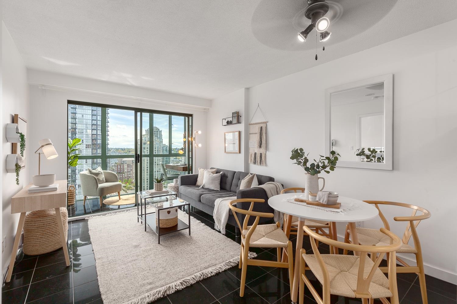 1706-1188 Howe Street, Vancouver, BC, V6Z 2S8