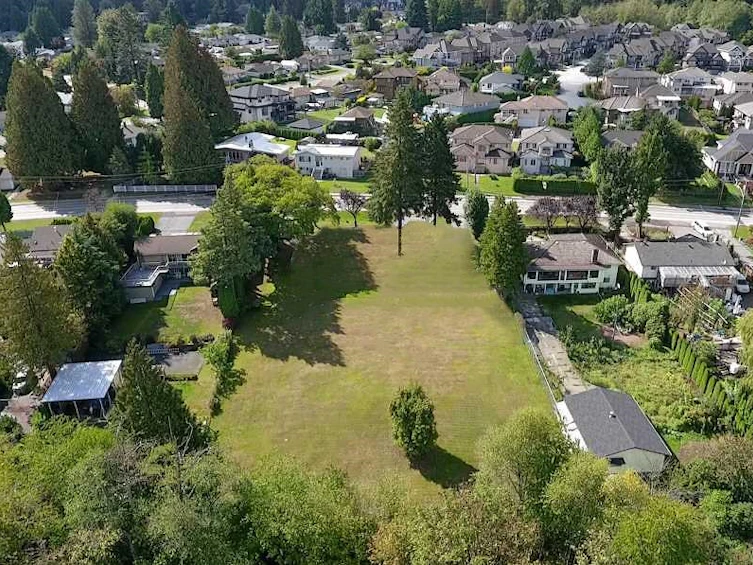 11226 Wallace Drive, Surrey, BC, V3R 5T1