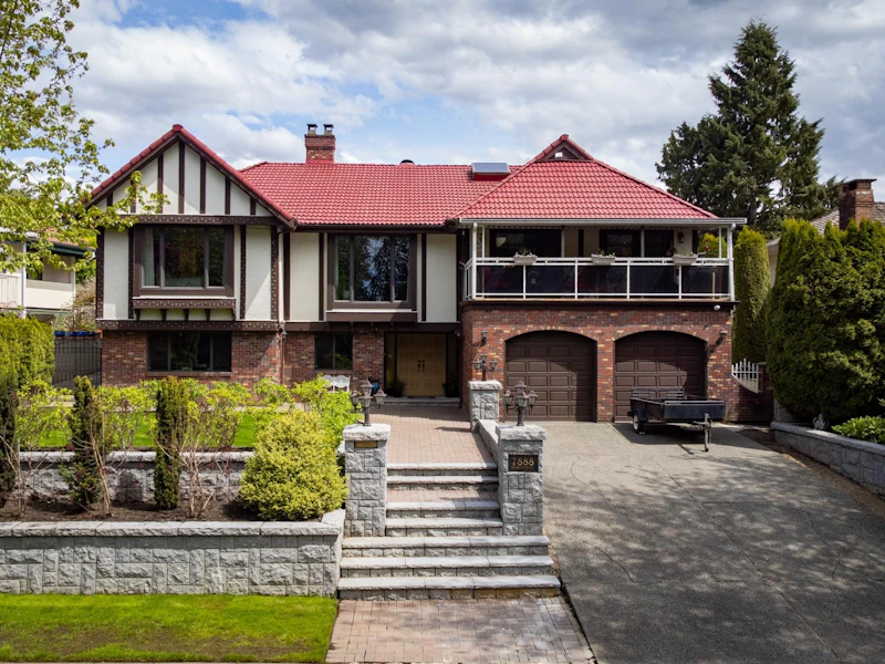 7888 Meadowood Drive, Burnaby BC V5A 4E5