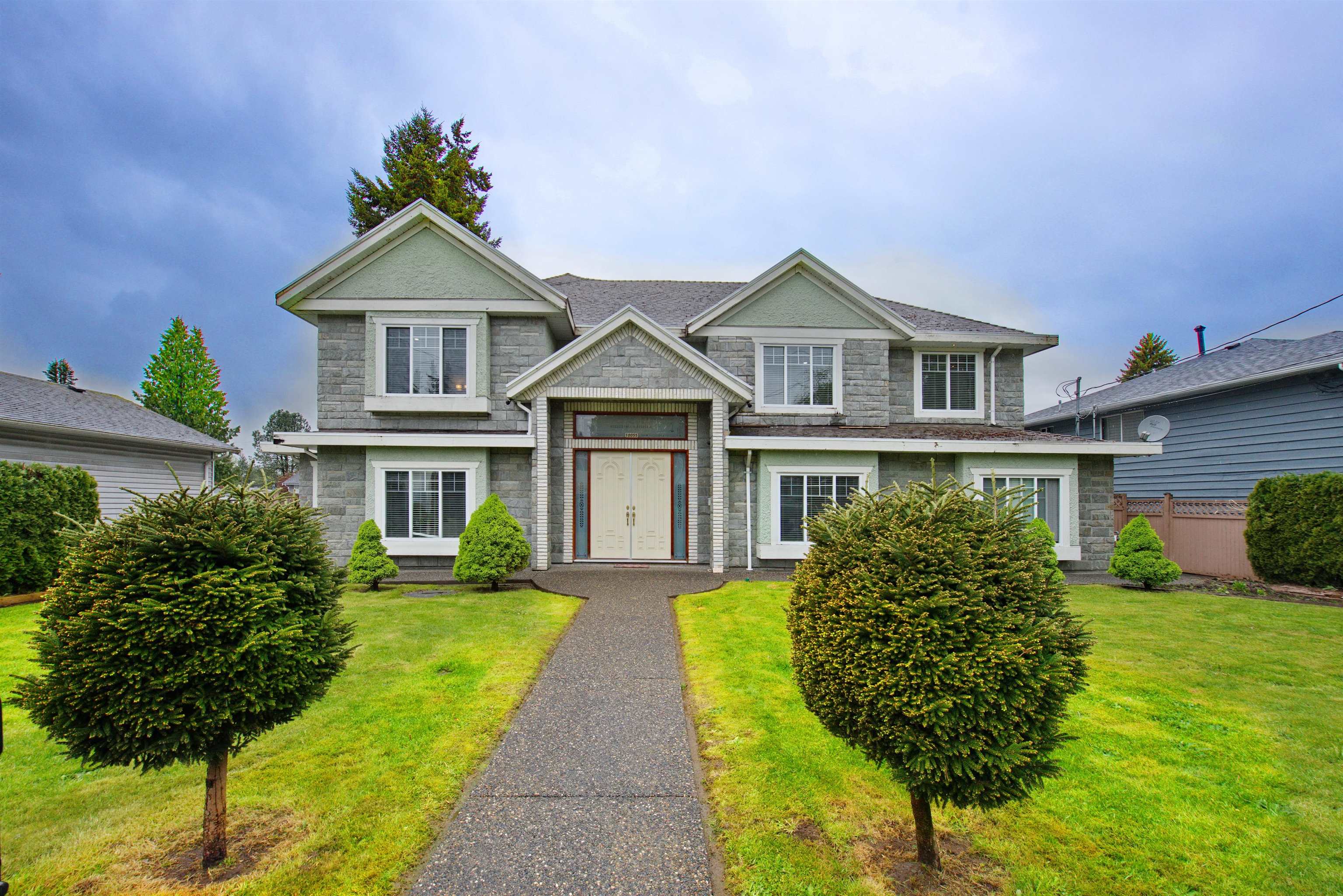 10055 128 Street, Surrey, BC, V3T 2Z1