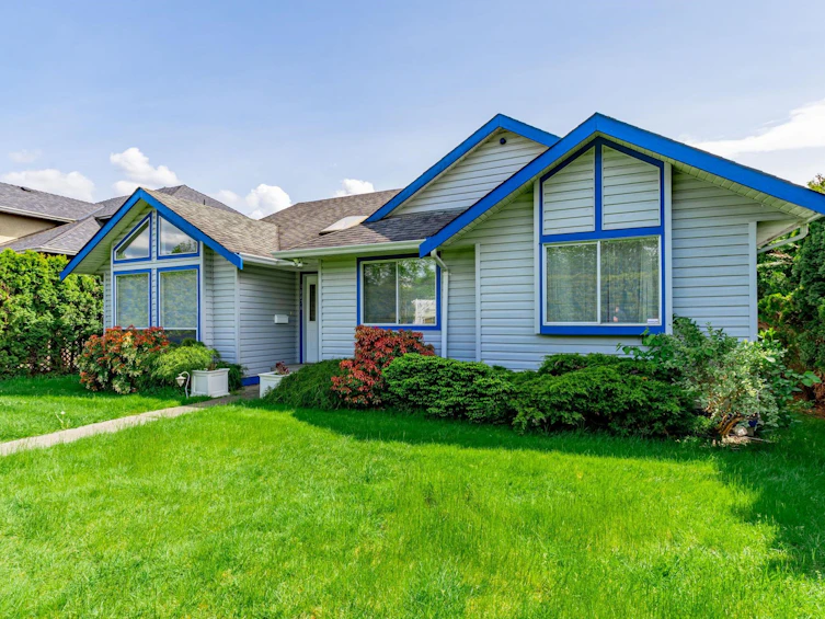 18476 64 Avenue, Surrey, BC, V3S 8J6