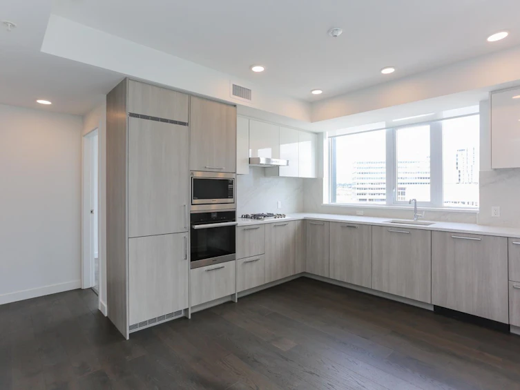 610-3200 Corvette Way, Richmond, BC, V6X 0T8