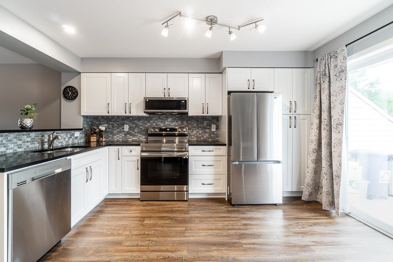 21-4401 Blauson Boulevard, Abbotsford, BC, V3G 0A4