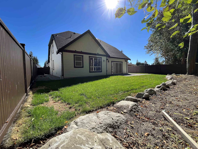527 Jordan's Way, Gibsons, BC, V0N 1V5