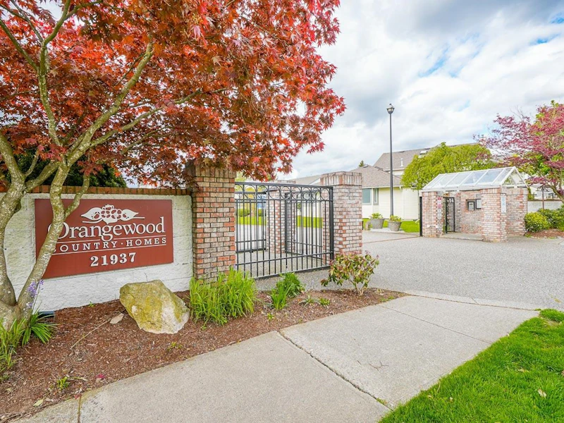 406 - 21937 48th Avenue, Langley BC V3A 8C3