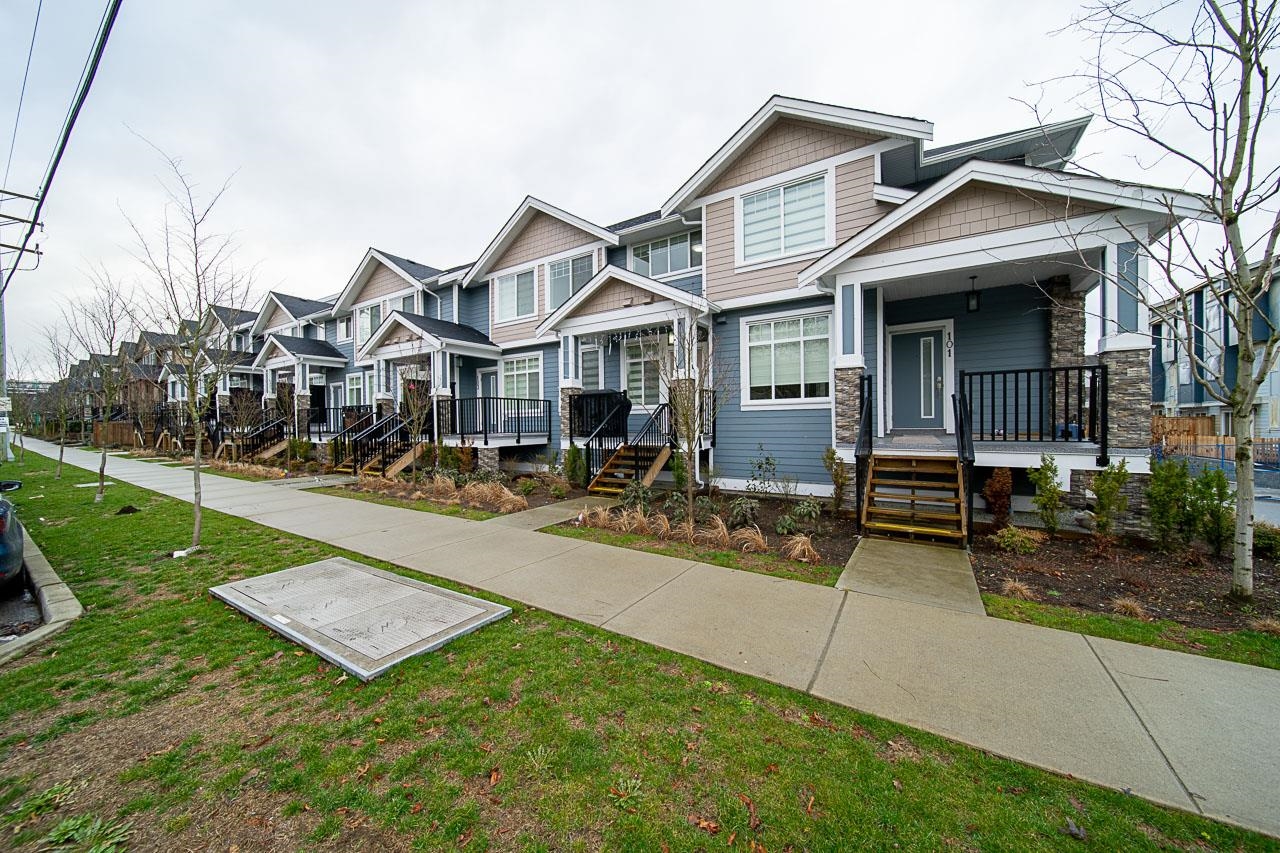 102-7080 188 Street, Surrey, BC, V3S 8E5