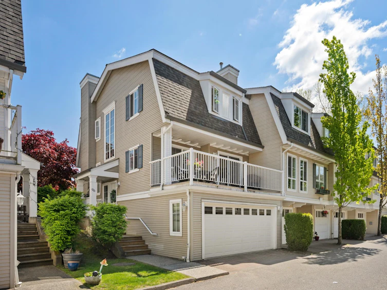 96-8930 Walnut Grove Drive, Langley, BC, V1M 3K2
