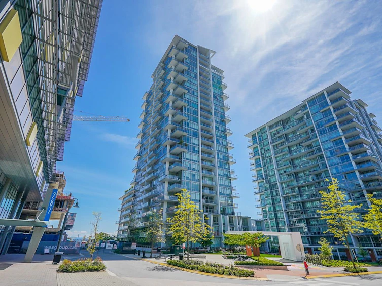 308-258 Nelson Court, New Westminster, BC, V3L 0J9