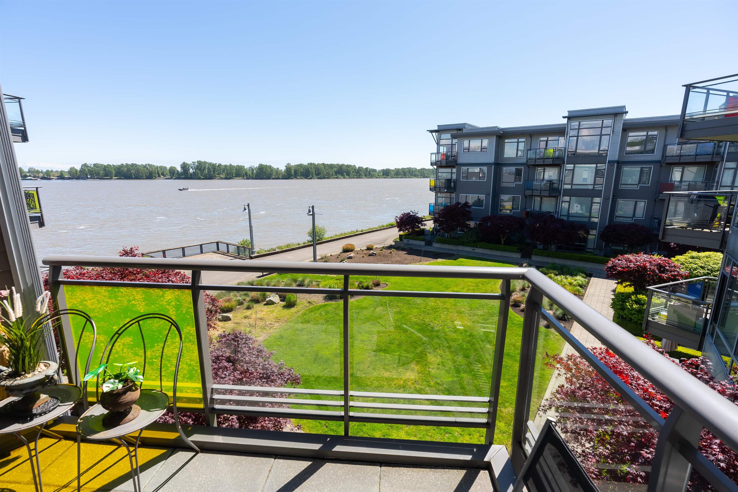 312-14200 Riverport Way, Richmond, BC, V6W 1M4