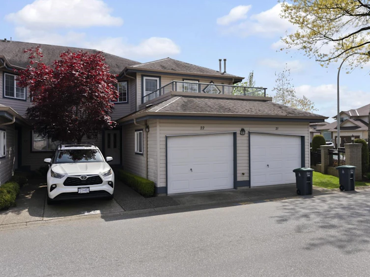 22-8338 158 Street, Surrey, BC, V4N 0R3