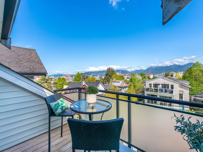 405 - 1823 E Georgia Street, Vancouver BC V5L 2B5