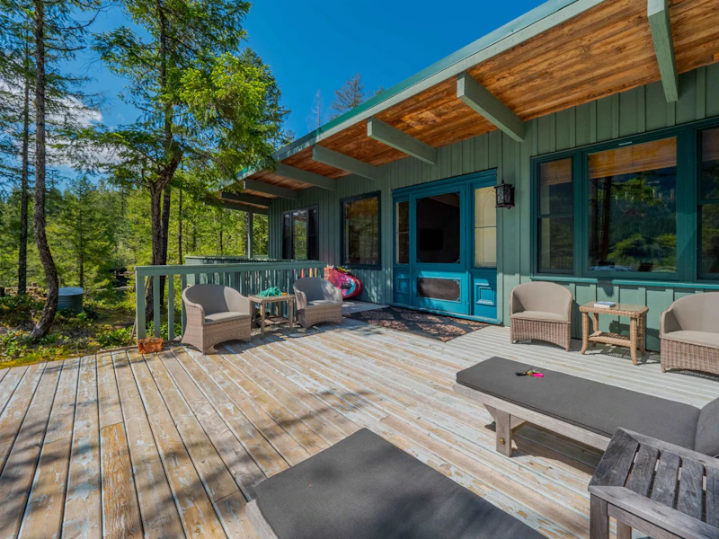9256 West Sakinaw Lakeshore Way, Pender Harbour Egmont BC