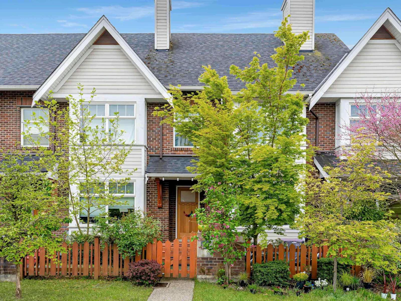 224 Brookes Street, New Westminster BC V3M 0E8
