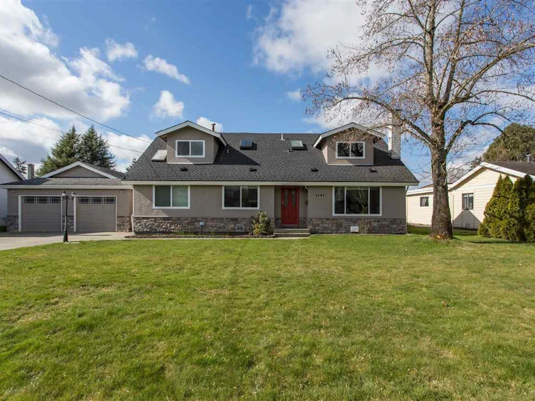 4595 61 Street, Delta, BC, V4K 3L3