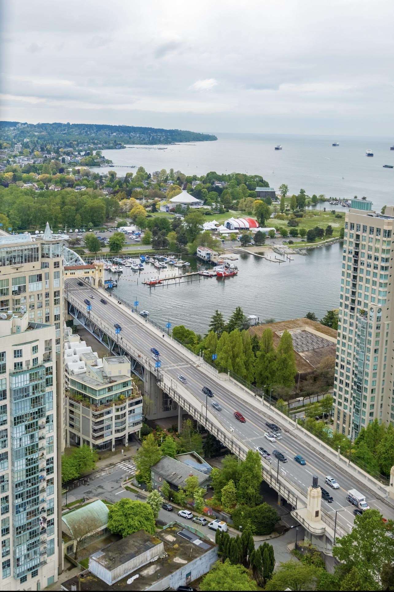 3501-889 Pacific Street, Vancouver, BC, V6Z 1C3