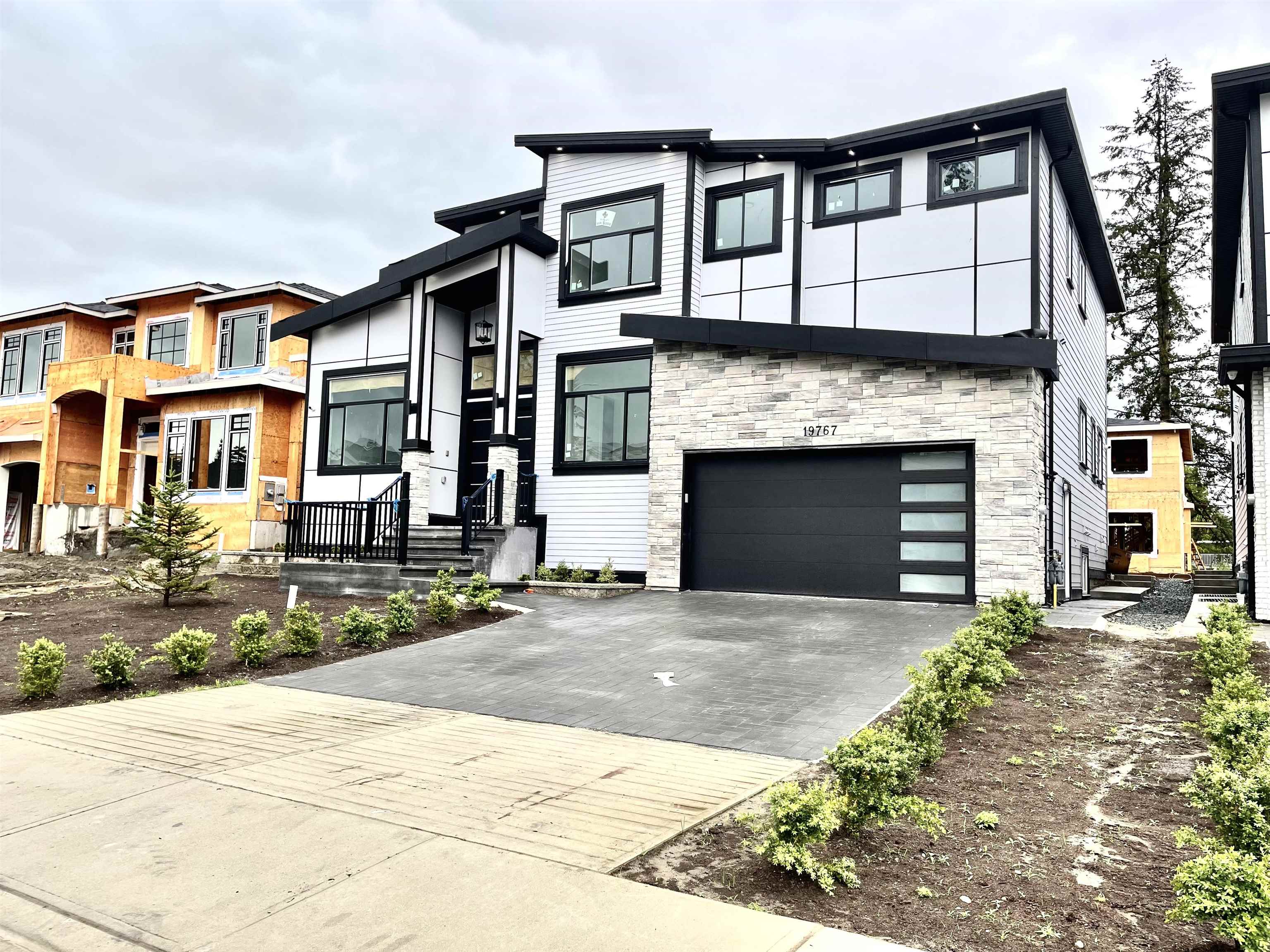 19767 33 Avenue, Langley, BC, V3A 0N9