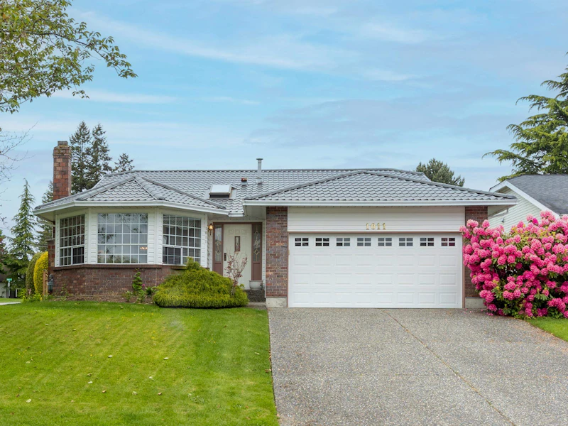1011 165th Street, Surrey BC V4A 9A2