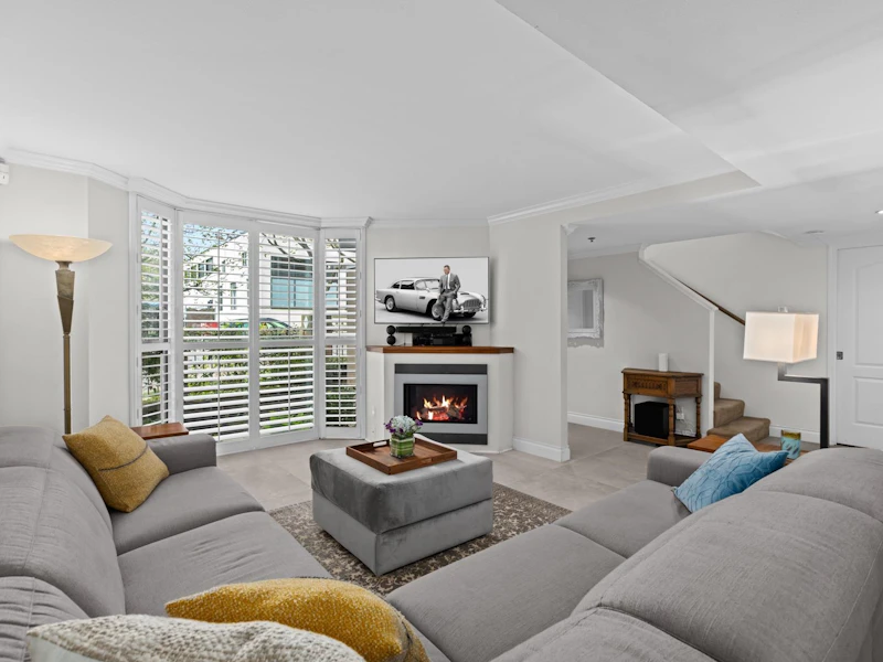 1418 Hornby Street, Vancouver BC V6Z 1X3