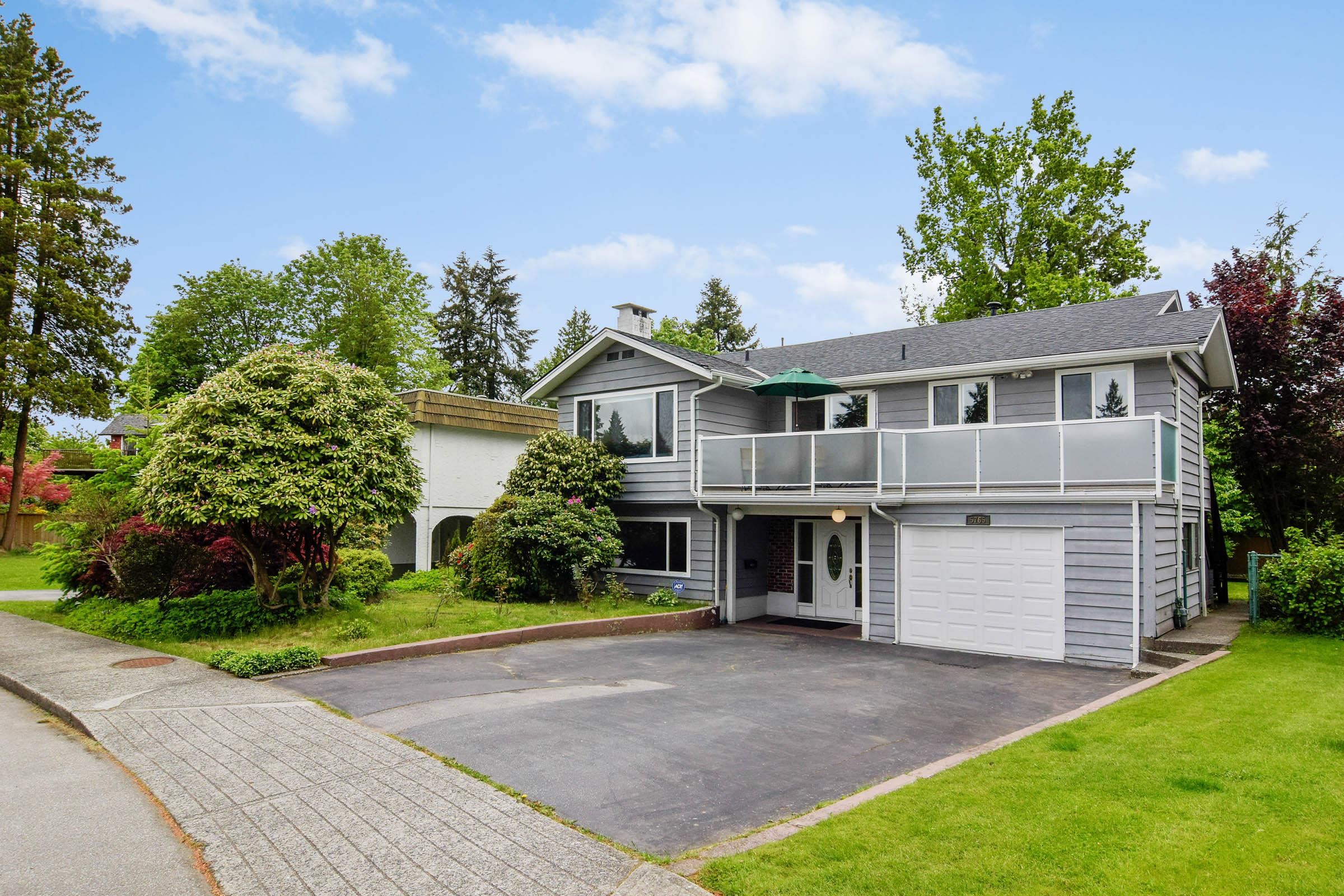5765 Forest Street, Burnaby, BC, V5G 1X5