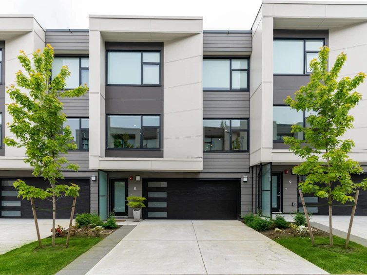 8-602 Lile Drive, North Vancouver, BC, V7G 0B3