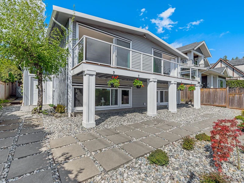 1491 Ottawa Avenue, West Vancouver BC