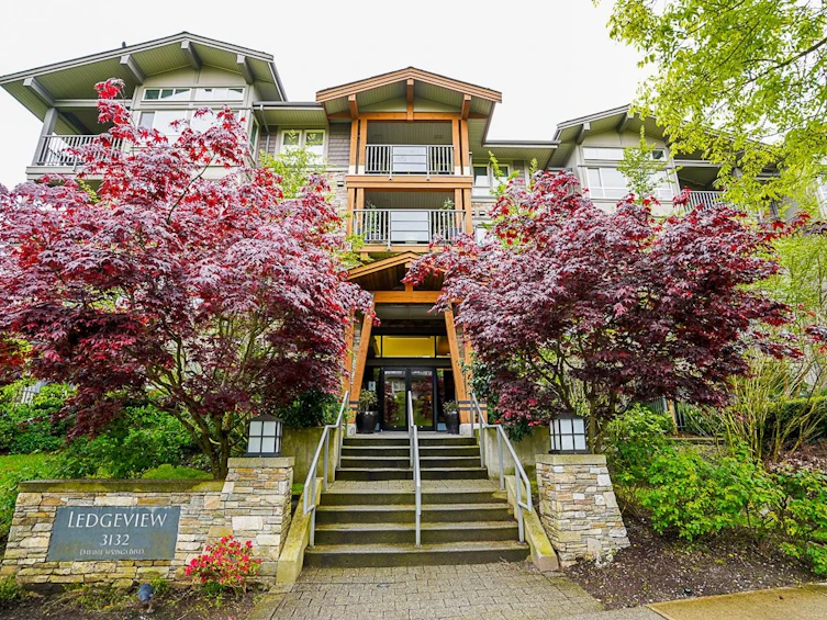 109-3132 Dayanee Springs Boulevard, Coquitlam, BC, V3E 0B5