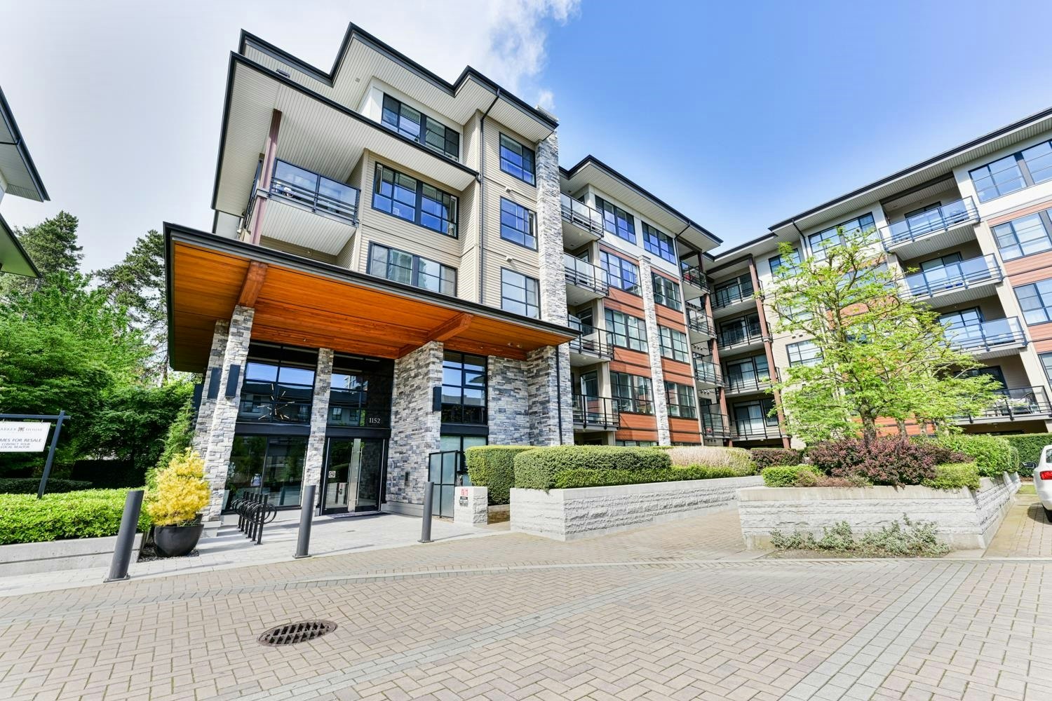 204-1152 Windsor Mews, Coquitlam, BC, V3B 0N1