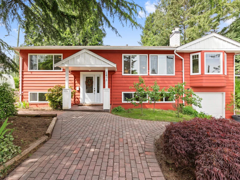 1495 Merlynn Crescent, North Vancouver BC V7J 2X9