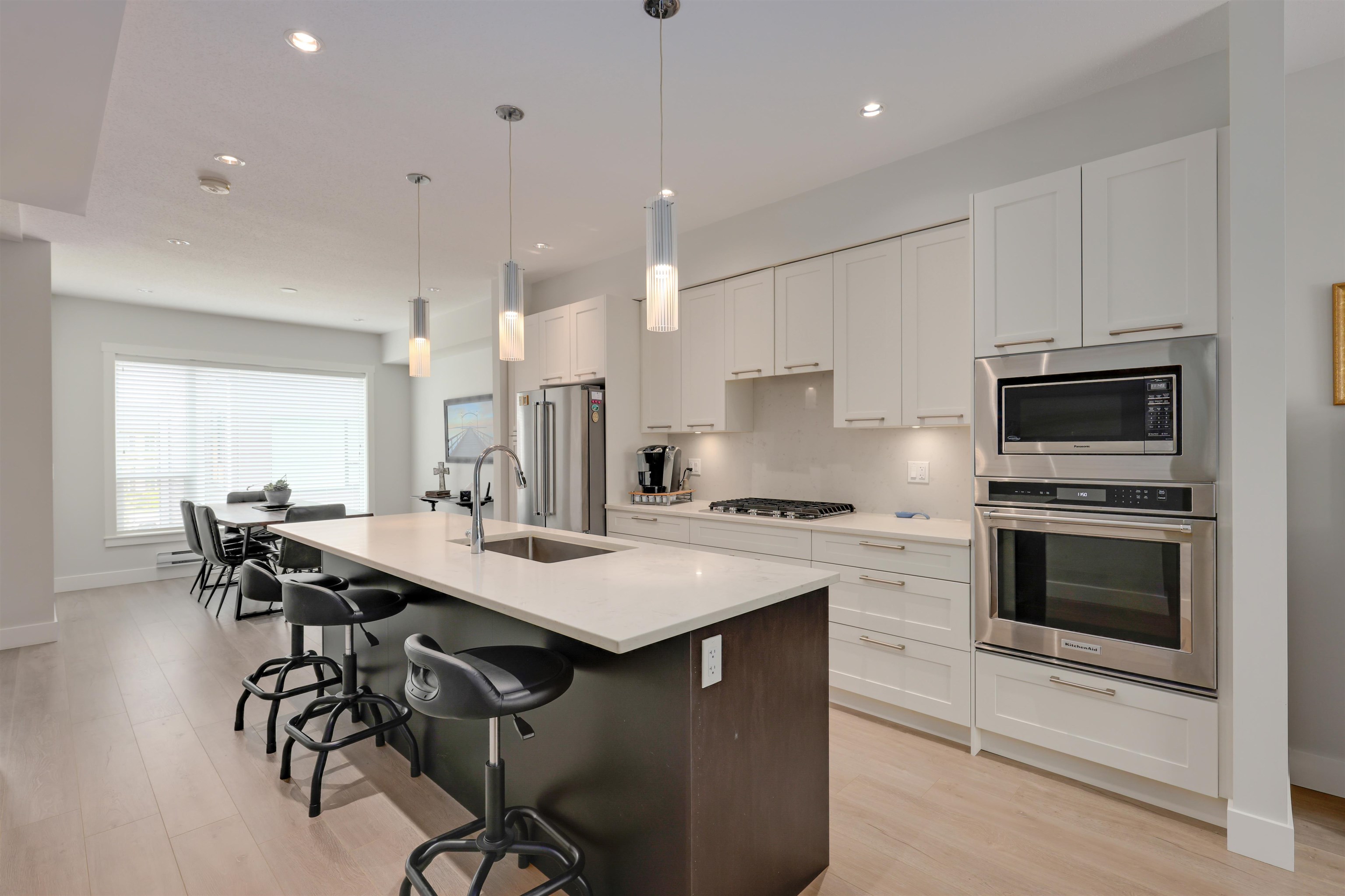 45-16336 23a Avenue, Surrey, BC, V3Z 0S5