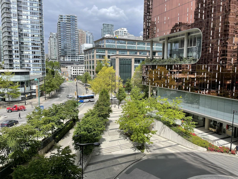 621 - 68 Smithe Street, Vancouver BC V6B 1M7