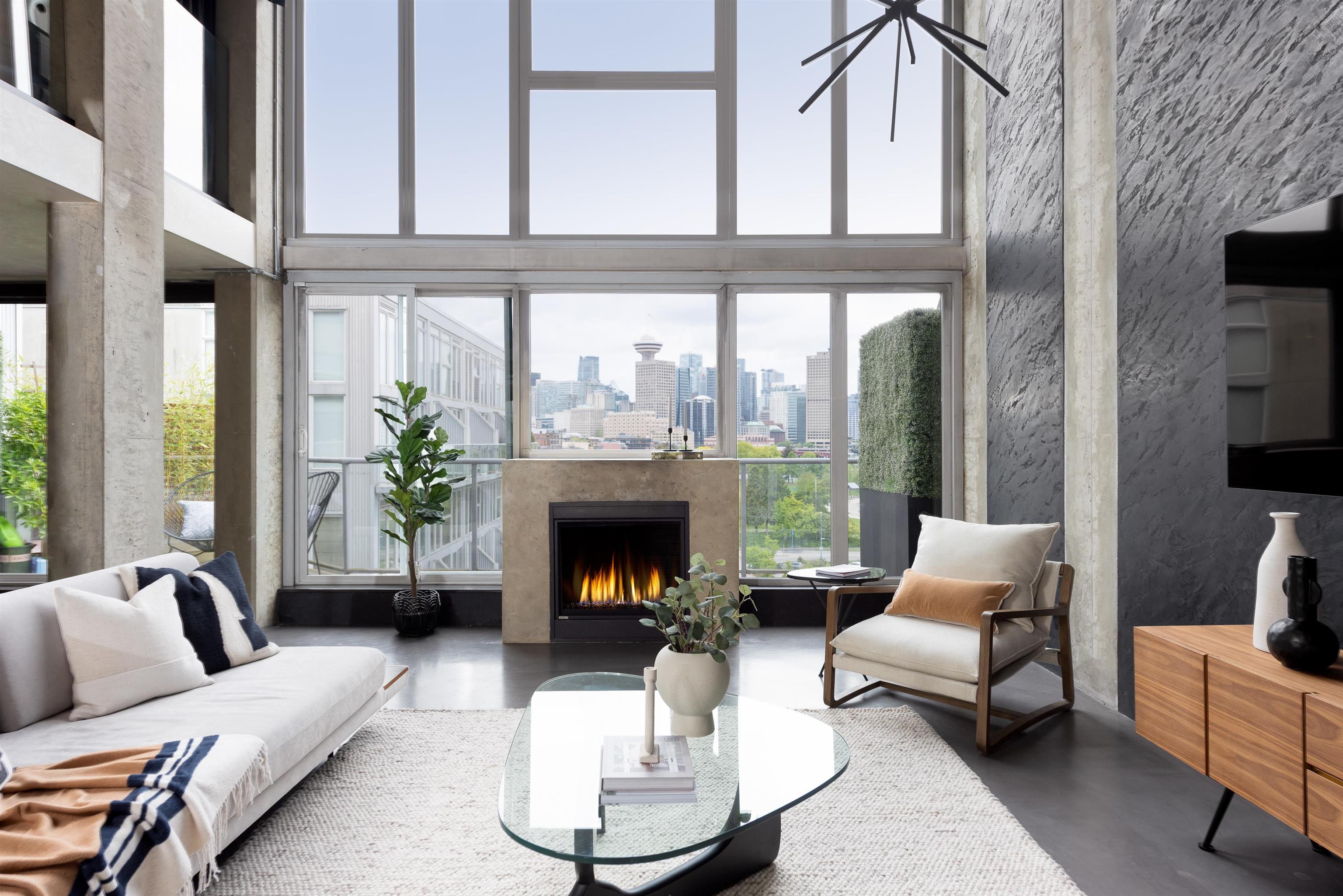 826-289 Alexander Street, Vancouver, BC, V6A 4H6