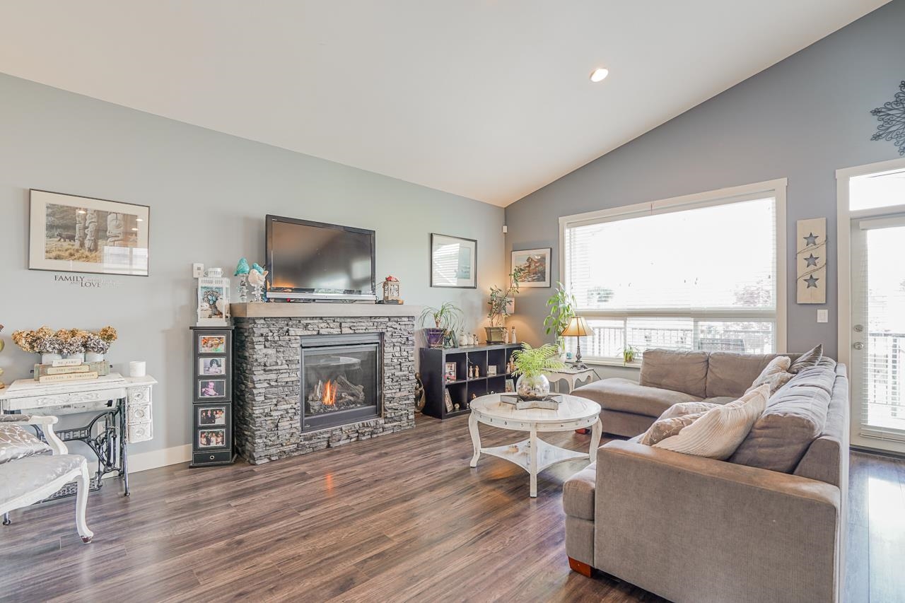 10274 Manor Drive, Chilliwack, BC, V2P 5Y8