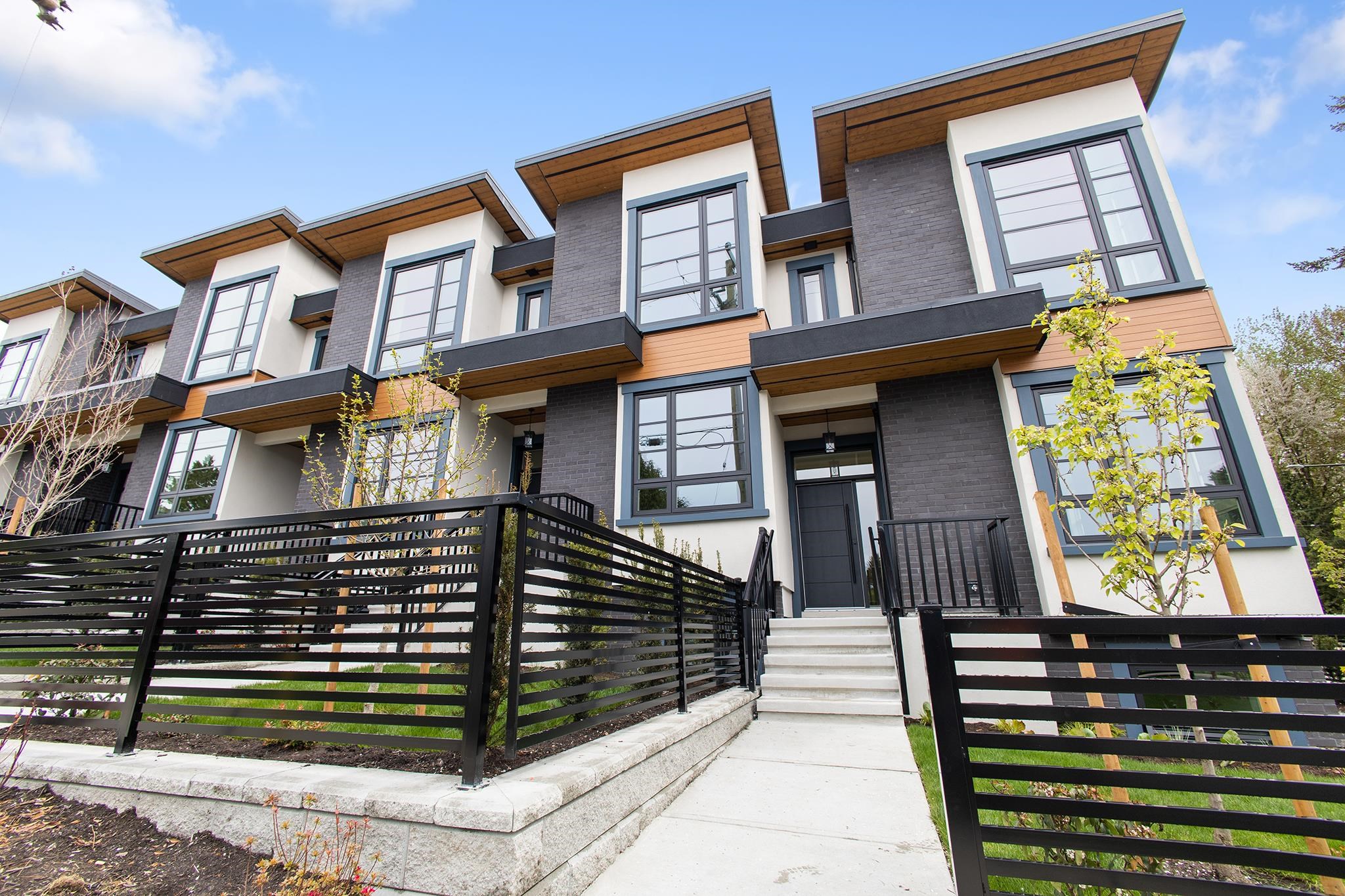 5-491 Laurentian Crescent, Coquitlam, BC, V3K 1Y9