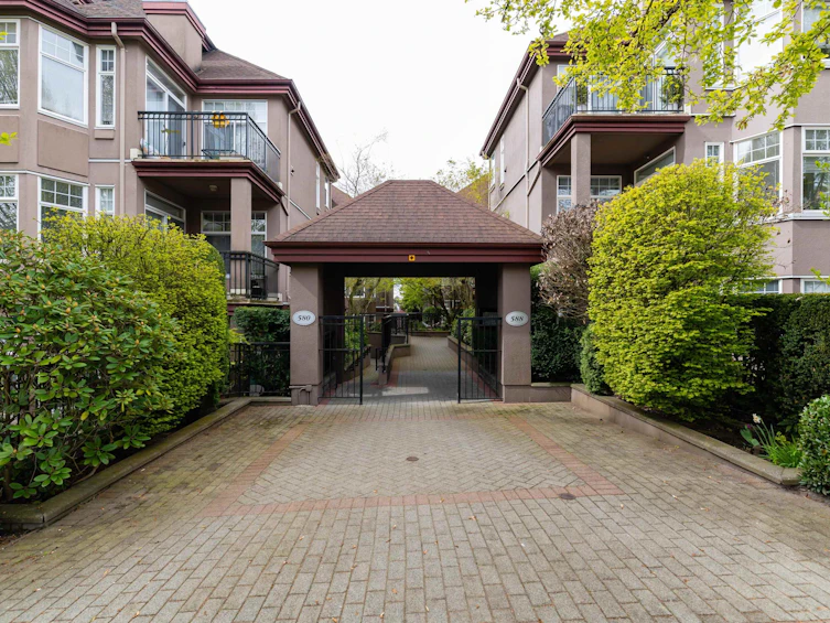401-580 Twelfth Street, New Westminster, BC, V3M 4H9