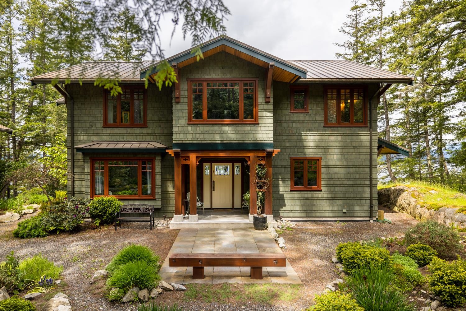 1780 Emily Lane, Bowen Island, BC, V0N 1G2