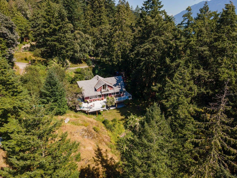 239 David Road, Bowen Island BC V0N 1G1