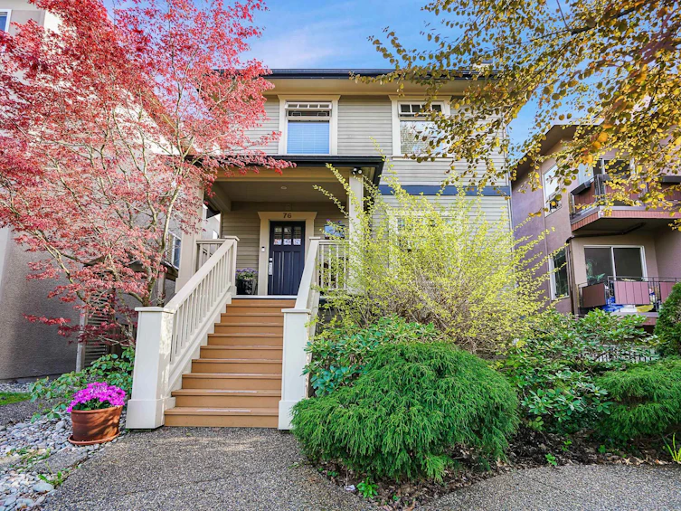 76 E 15th Avenue, Vancouver, BC, V5T 2P4