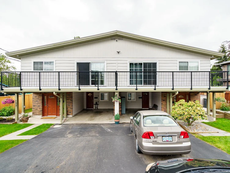 292 Tenby Street, Coquitlam, BC, V3K 3X8