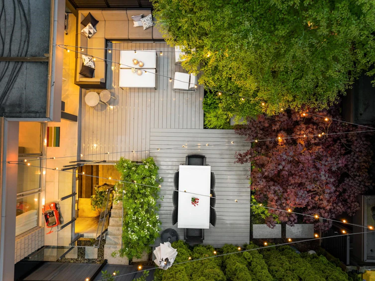 250 W 18th Avenue, Vancouver, BC, V5Y 2A7