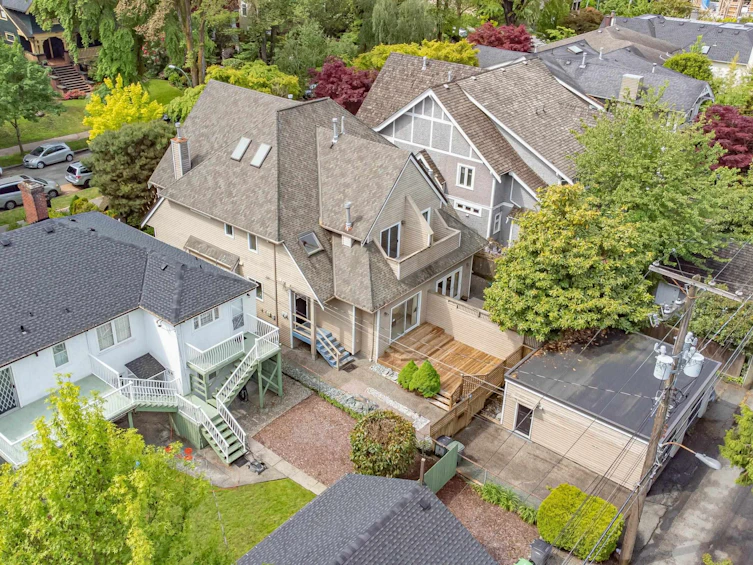 2023 W 13th Avenue, Vancouver, BC, V6J 2H8