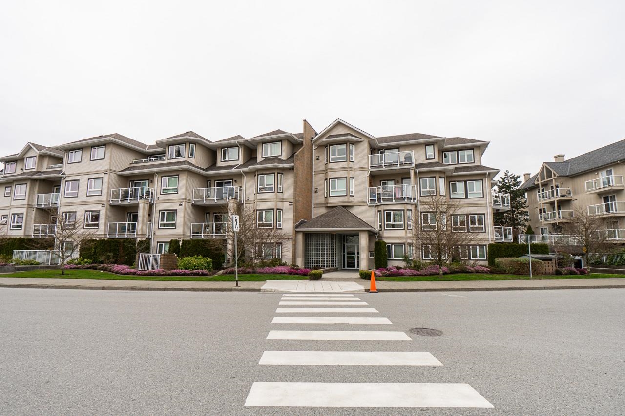 317-8142 120a Street, Surrey, BC, V3W 0N1