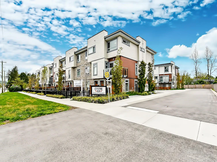 1-13328 96 Avenue, Surrey, BC, V3V 1Y4