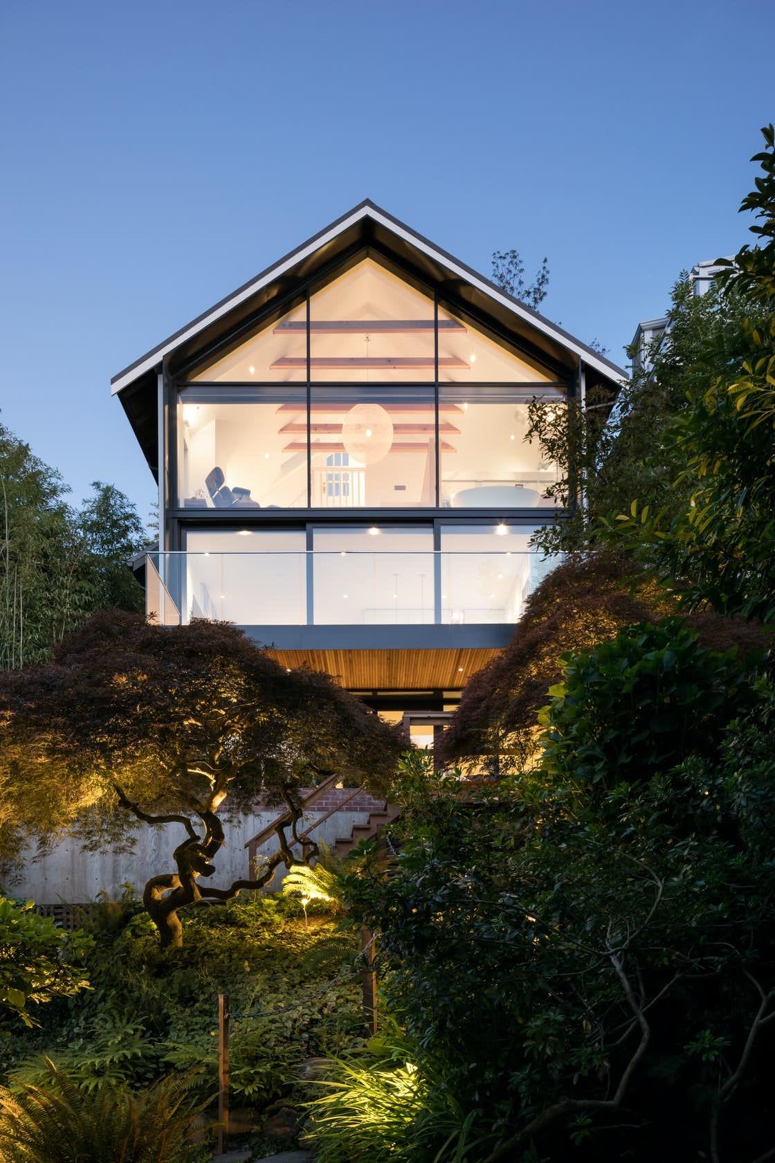4569 W 1st Avenue, Vancouver, BC, V6R 1H7