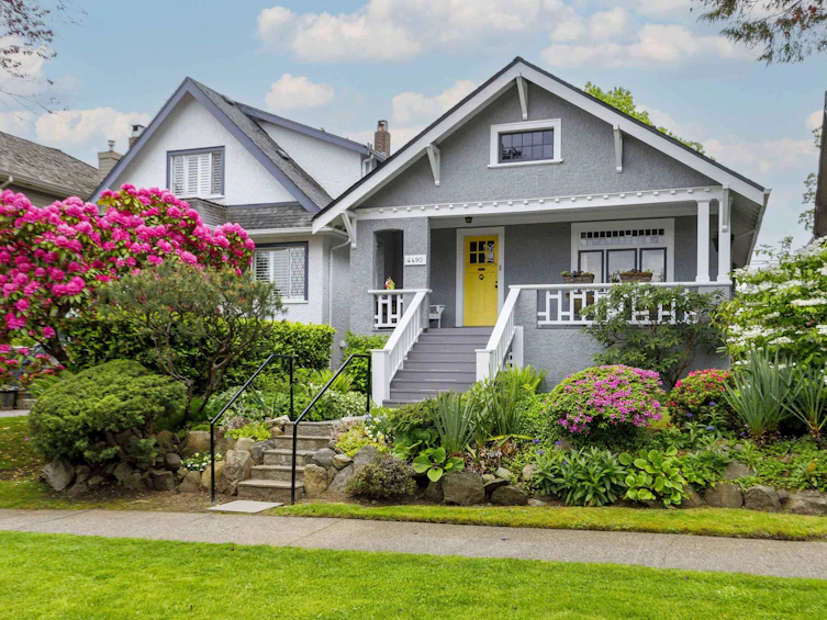 4490 W 12th Avenue, Vancouver, BC, V6R 2R2