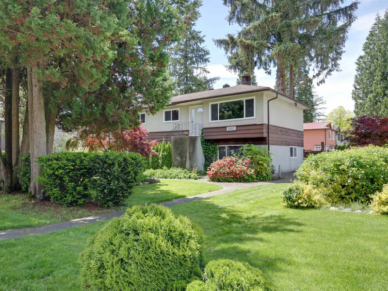3693 Inverness Street, Port Coquitlam BC V3B 3B5