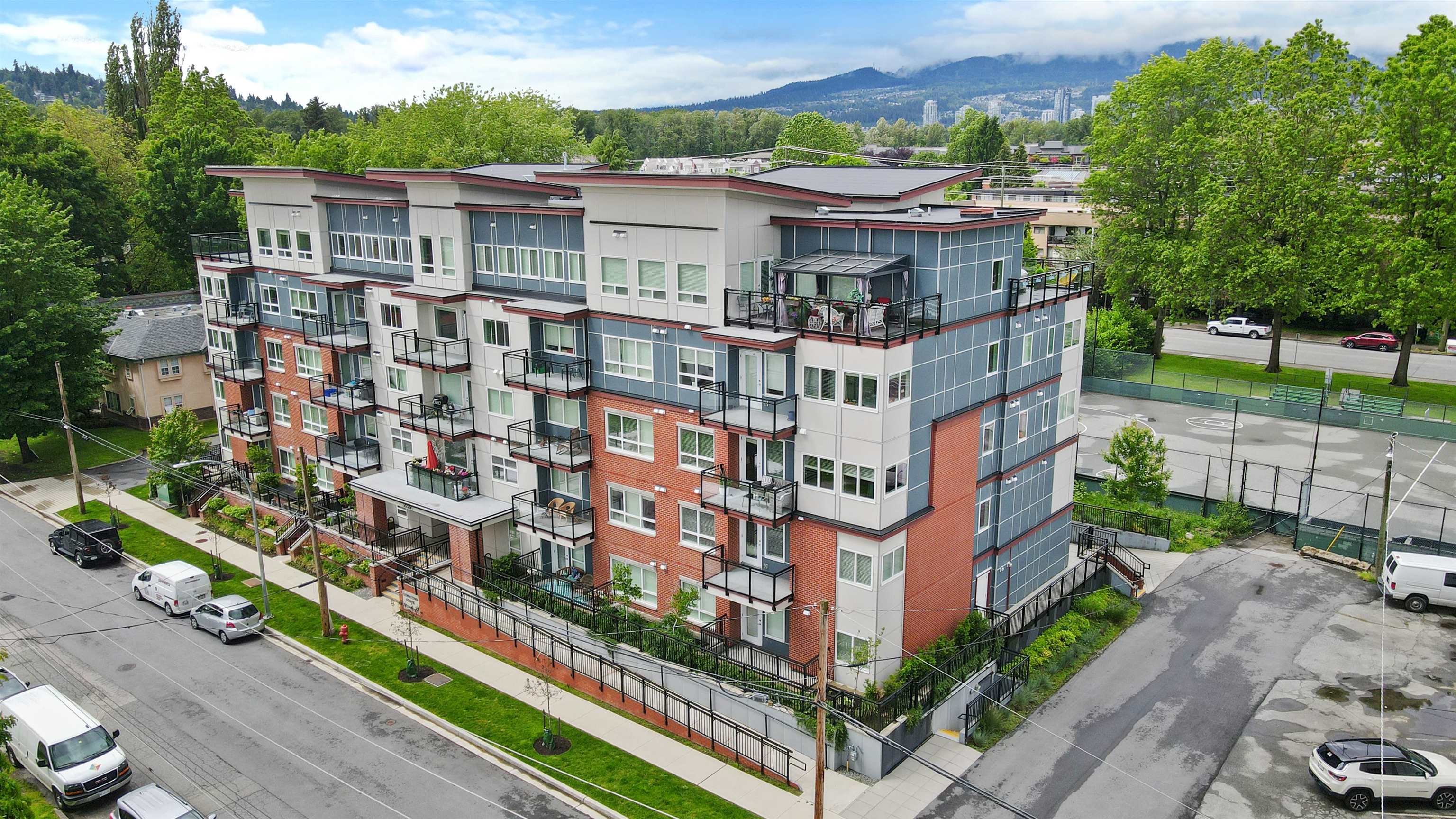 403-2229 Atkins Avenue, Port Coquitlam, BC, V3C 1Y5