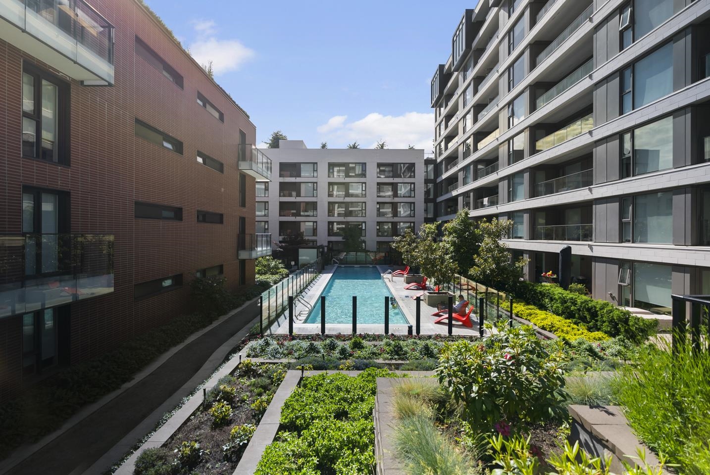 204-1561 West 57th Avenue, Vancouver, BC, V6P 0H5