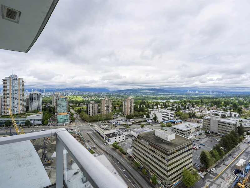 2705 - 4880 Bennett Street, Burnaby BC V5H 0C1