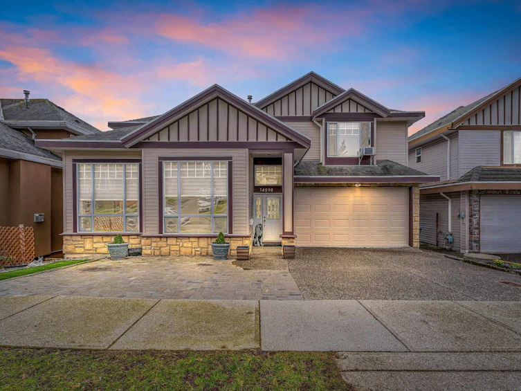 14598 67b Avenue, Surrey, BC, V3S 0Z4