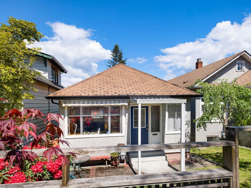 627 E 21st Avenue, Vancouver BC V5V 1R8